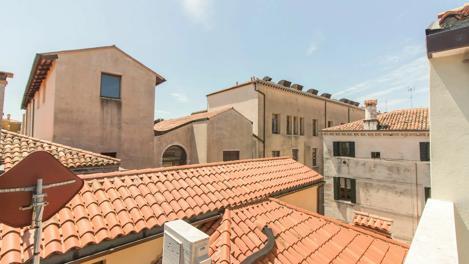 Ve.N.I.Ce. Cera Ca' Belle Arti Apartment Venice Italy